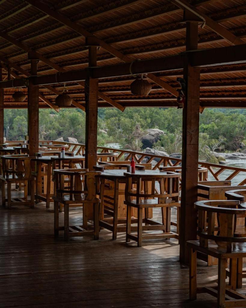Hotel Leo Woods Hampi River View Zewnętrze zdjęcie